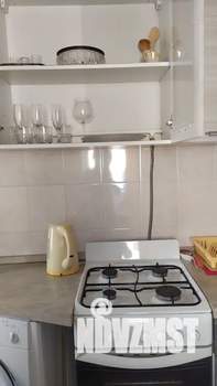 1-к квартира, посуточно, 30м2, 2/2 этаж