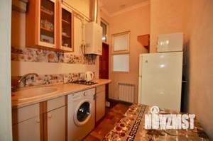 1-к квартира, посуточно, 40м2, 1/2 этаж