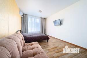 Студия квартира, посуточно, 32м2, 13/18 этаж