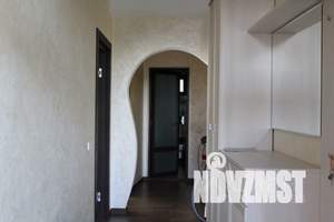 1-к квартира, посуточно, 80м2, 1/3 этаж