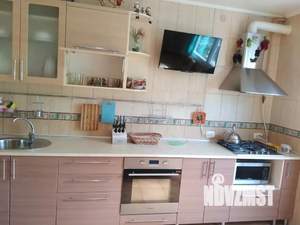 3-к квартира, посуточно, 100м2, 1/2 этаж