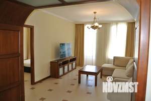 1-к квартира, посуточно, 72м2, 3/4 этаж