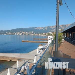 Студия квартира, посуточно, 40м2, 2/7 этаж