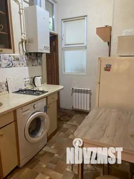 1-к квартира, посуточно, 40м2, 1/2 этаж