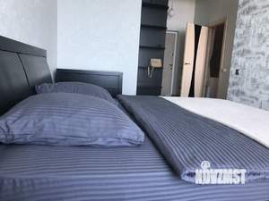 Студия квартира, посуточно, 40м2, 5/9 этаж