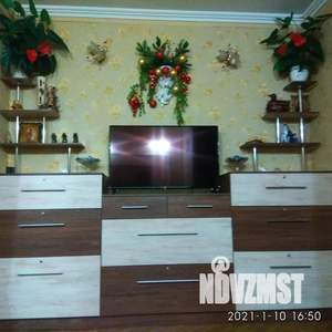 1-к квартира, посуточно, 40м2, 1/2 этаж