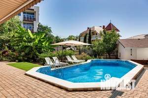 2-к квартира, посуточно, 100м2, 1/1 этаж