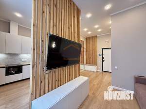 Студия квартира, посуточно, 43м2, 1/8 этаж