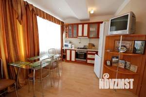 2-к квартира, посуточно, 40м2, 1/3 этаж