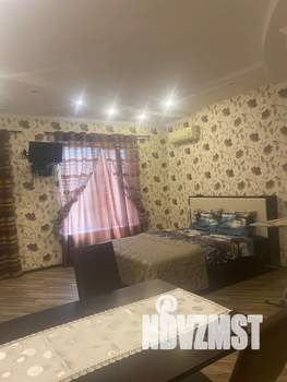 Студия квартира, посуточно, 35м2, 1/2 этаж