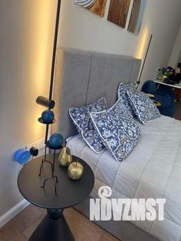 Студия квартира, посуточно, 35м2, 1/7 этаж