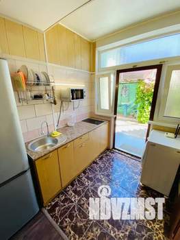 2-к квартира, посуточно, 38м2, 1/2 этаж