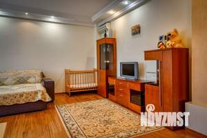 2-к квартира, посуточно, 87м2, 1/1 этаж