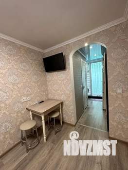 Студия квартира, посуточно, 15м2, 1/1 этаж