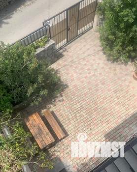 Студия квартира, посуточно, 30м2, 1/3 этаж