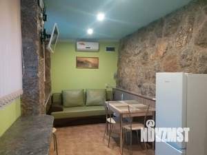 1-к квартира, посуточно, 40м2, 1/3 этаж