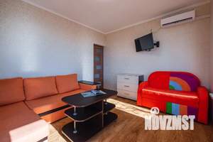 2-к квартира, посуточно, 60м2, 4/4 этаж