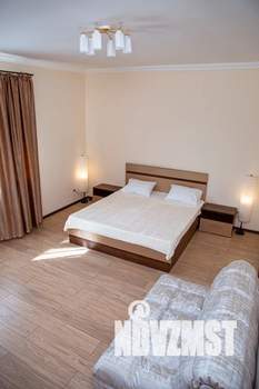 2-к квартира, посуточно, 60м2, 4/4 этаж