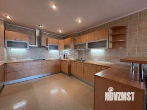 3-к квартира, посуточно, 185м2, 6/6 этаж