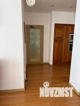 3-к квартира, посуточно, 125м2, 2/4 этаж