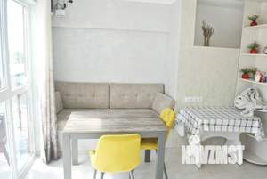 1-к квартира, посуточно, 40м2, 3/3 этаж