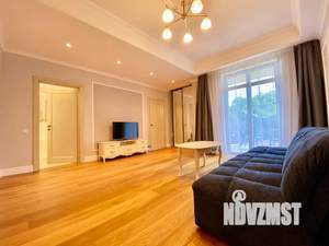 1-к квартира, посуточно, 64м2, 6/9 этаж