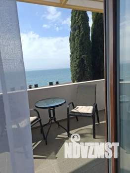 Студия квартира, посуточно, 40м2, 1/10 этаж