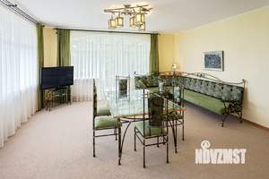3-к квартира, посуточно, 120м2, 2/3 этаж