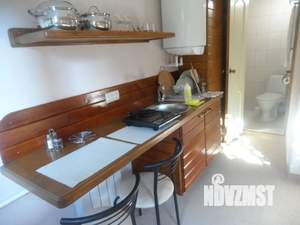 Студия квартира, посуточно, 14м2, 1/2 этаж