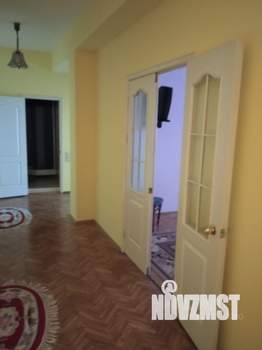 3-к квартира, посуточно, 150м2, 2/5 этаж