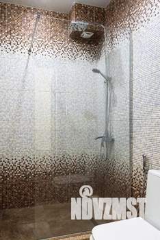 Студия квартира, посуточно, 40м2, 3/6 этаж