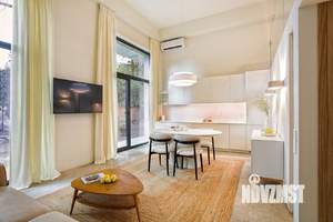 2-к квартира, посуточно, 80м2, 1/8 этаж