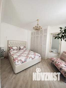 1-к квартира, посуточно, 35м2, 3/18 этаж