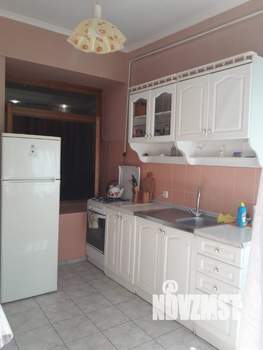 1-к квартира, посуточно, 44м2, 1/2 этаж