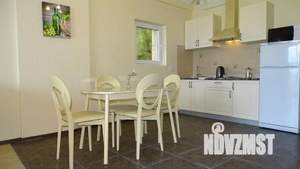 2-к квартира, посуточно, 85м2, 1/1 этаж