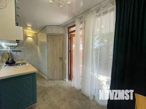 1-к квартира, посуточно, 30м2, 1/2 этаж