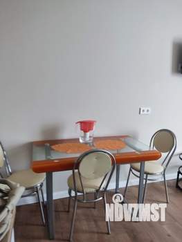 Студия квартира, посуточно, 30м2, 4/8 этаж