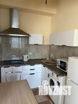 Студия квартира, посуточно, 38м2, 10/11 этаж