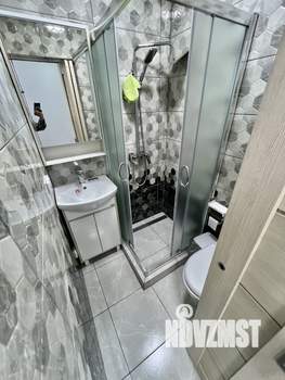 1-к квартира, посуточно, 18м2, 1/2 этаж