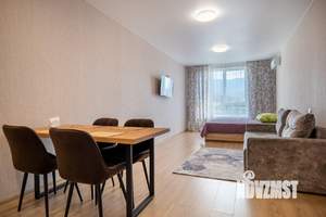 Студия квартира, посуточно, 40м2, 7/18 этаж