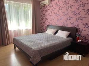 3-к квартира, на длительный срок, 130м2, 3/12 этаж