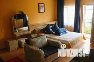 1-к квартира, посуточно, 60м2, 2/2 этаж