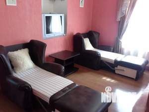 1-к квартира, посуточно, 40м2, 3/3 этаж