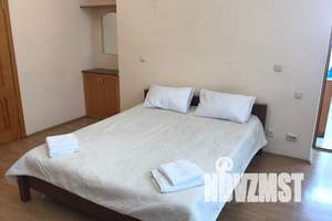 1-к квартира, посуточно, 30м2, 2/4 этаж