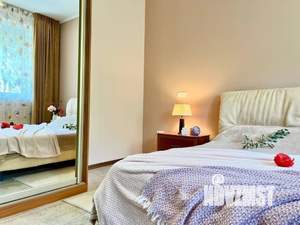 1-к квартира, посуточно, 91м2, 4/5 этаж