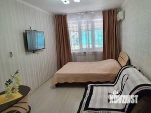 1-к квартира, посуточно, 37м2, 1/4 этаж