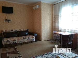 1-к квартира, посуточно, 40м2, 2/3 этаж