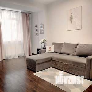 1-к квартира, посуточно, 40м2, 2/12 этаж