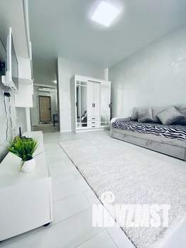 Студия квартира, посуточно, 35м2, 2/2 этаж