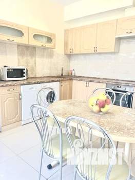 1-к квартира, посуточно, 46м2, 1/1 этаж